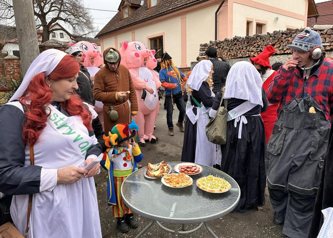 Prasátka, Trump, sestry v akci. Masopust v Čepicích zase v hojném počtu
