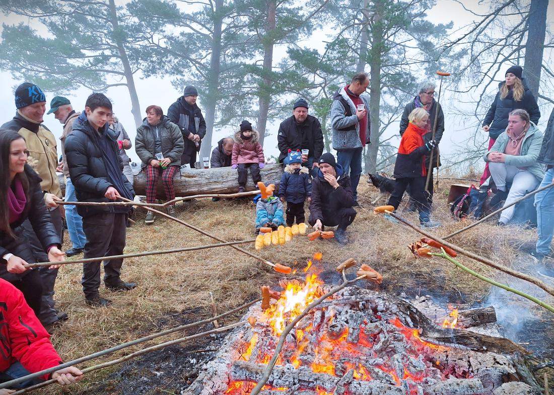 Na Silvestra na kopec a společně celé Bojanovice
