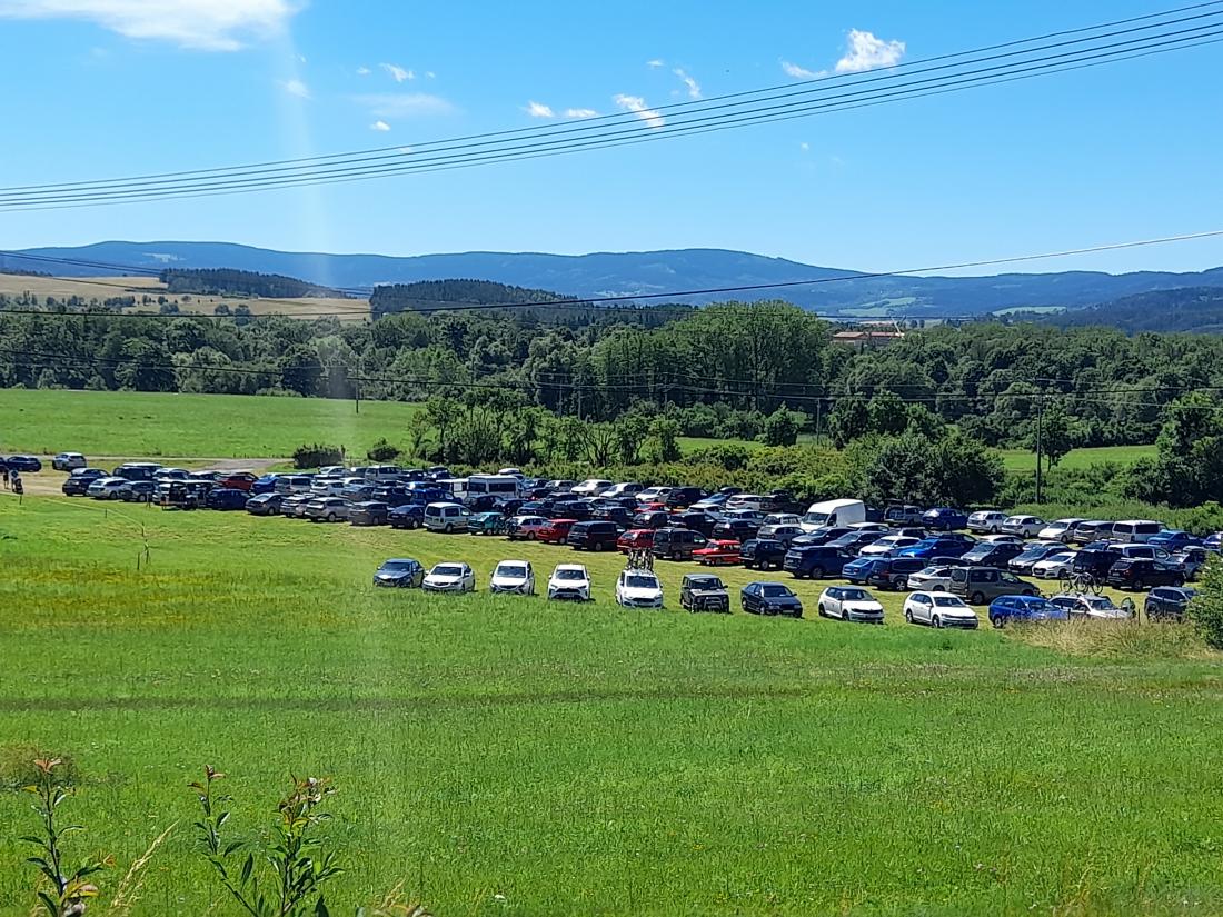 ODSTAVNÁ PLOCHA