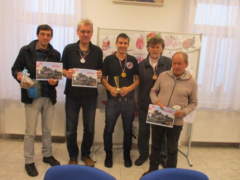 Z prava Ondřej Koukol (4. místo), Petr Janoušek (2. místo), Filip Kareta (1. místo), Robert Töpfer (3. místo), J. Vinter (6. místo). Foto: Archiv RT