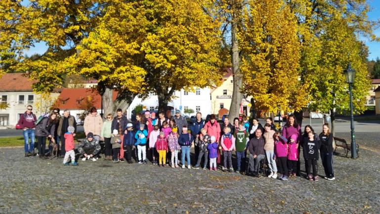 Pěškovýprava a pokladem přilákala místní i přespolní. Foto: tf